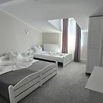 Pensjonat Casa Orizont *