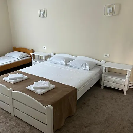 Casa Orizont 3* Костинешти